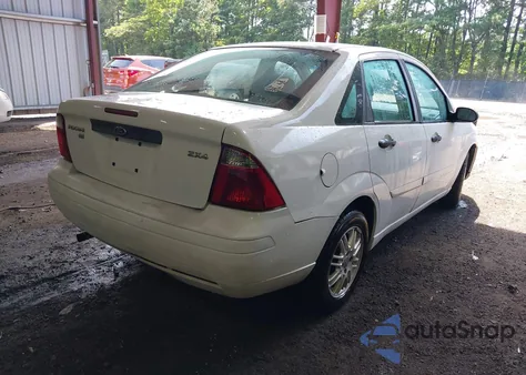 2005 Ford Focus Zx4 z USA, uszkodzony, nr VIN 1FAFP34N95W173118